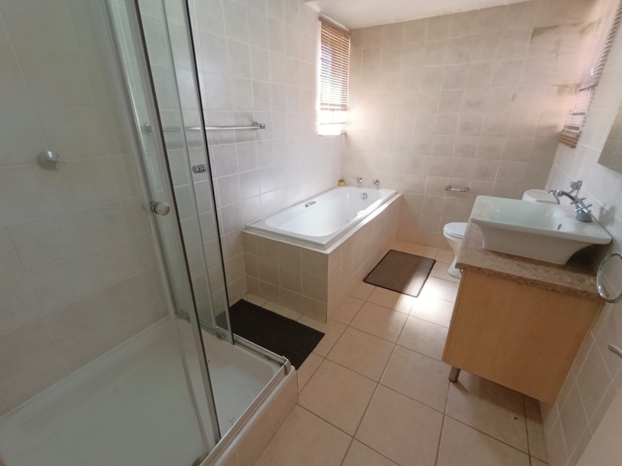 2 Bedroom Property for Sale in Vredenhof Sh Free State